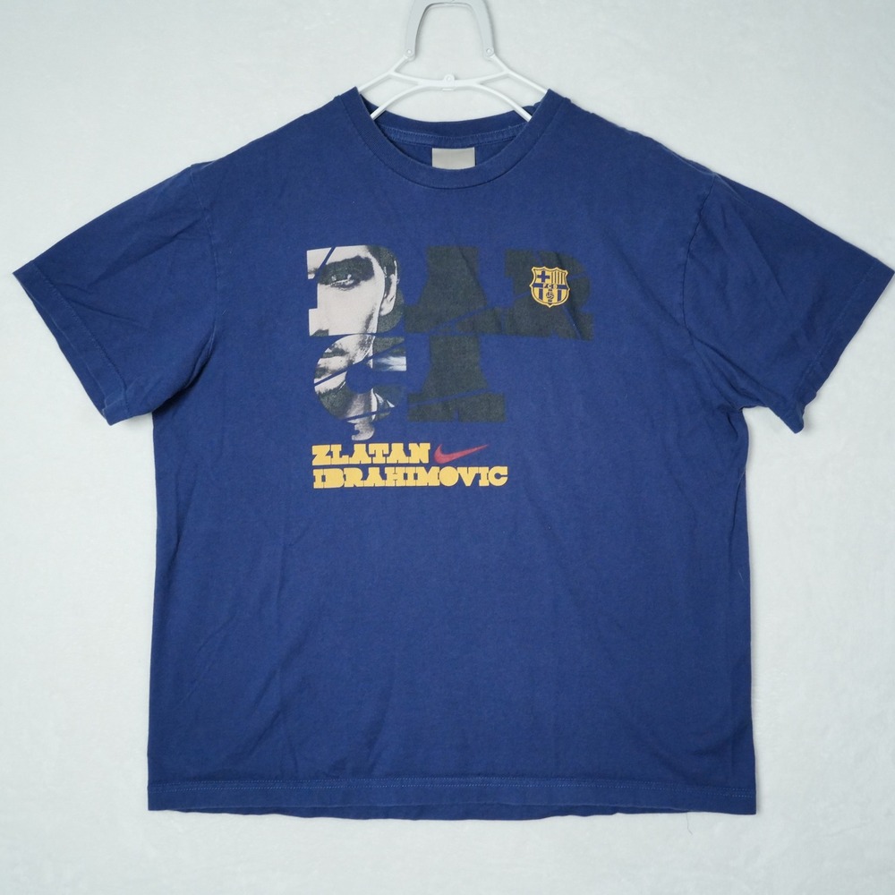 Y2K Nike FC Barcelona Zlatan Ibrahimovic T-Shirt Navy Blue Mens XL 190696-410